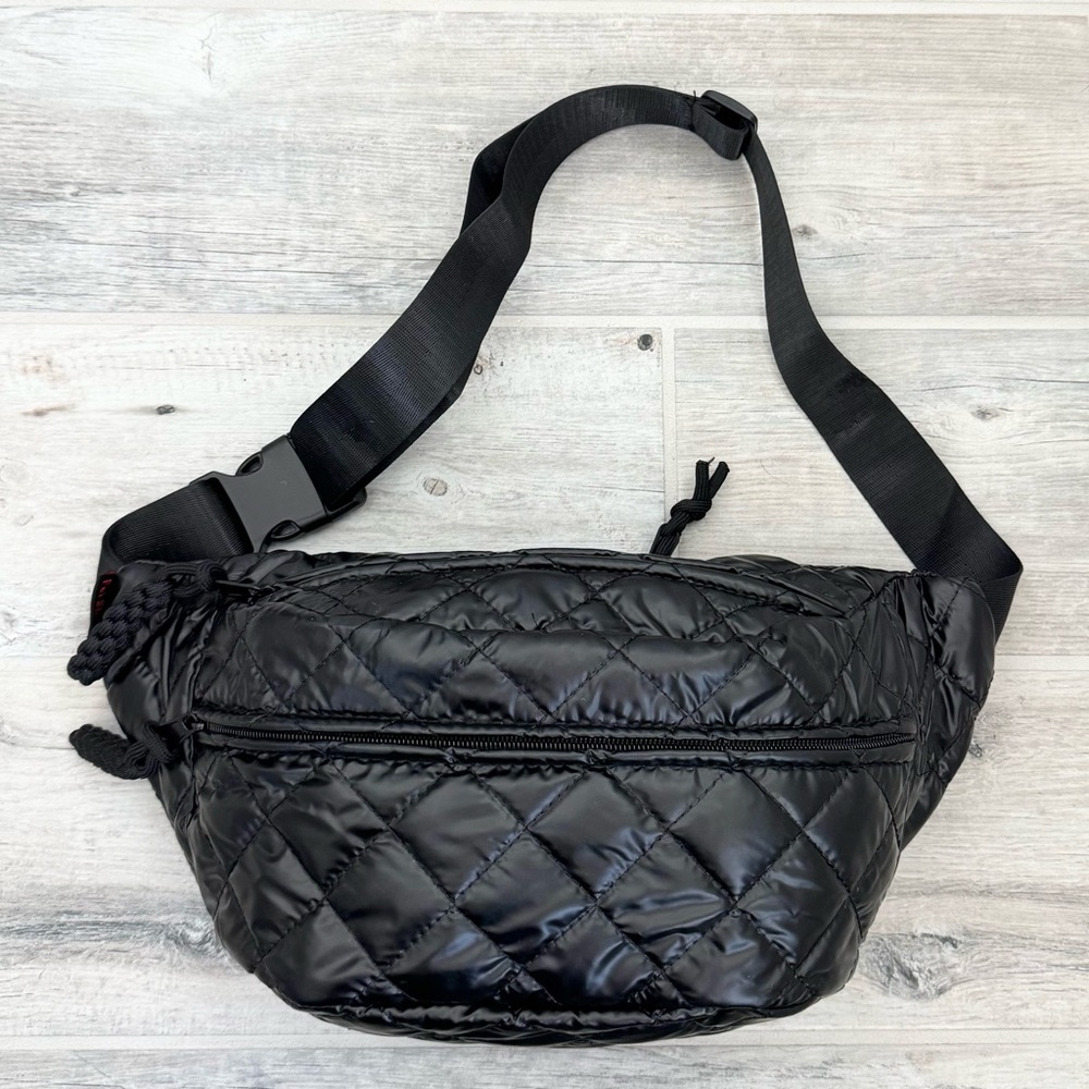 Black Quilted Unisex Fanny Pack Waist Crossbody Sling Bag